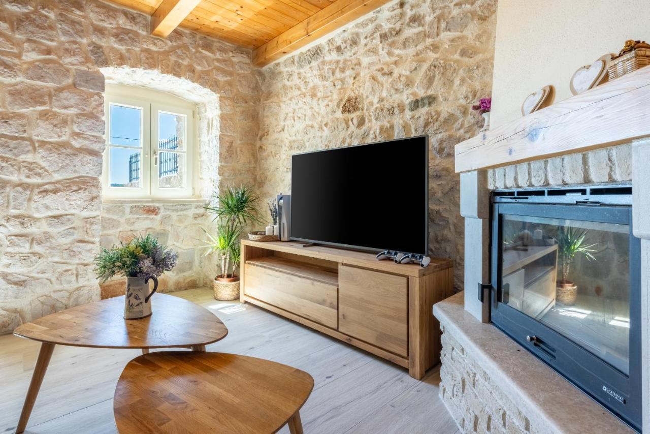 Grižane Stone Villa Mavric מראה חיצוני תמונה